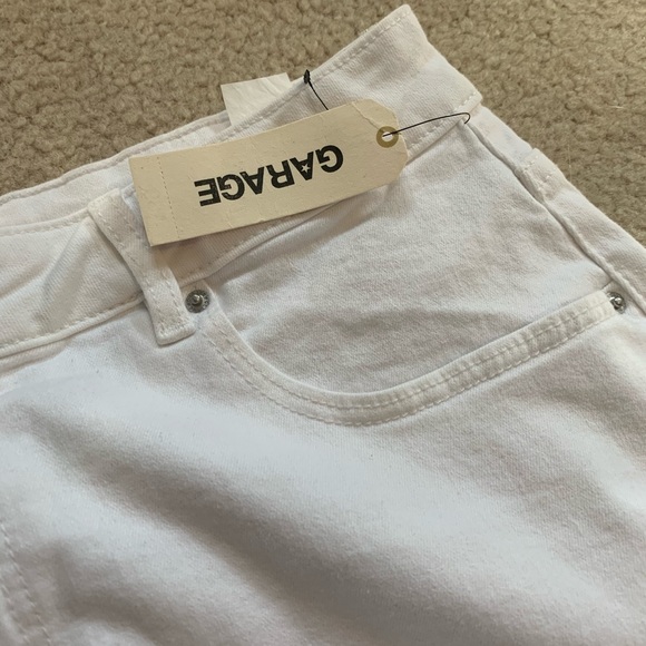 White jean skirt from Garage Size L TAGS STILL ON - Picture 4 of 5